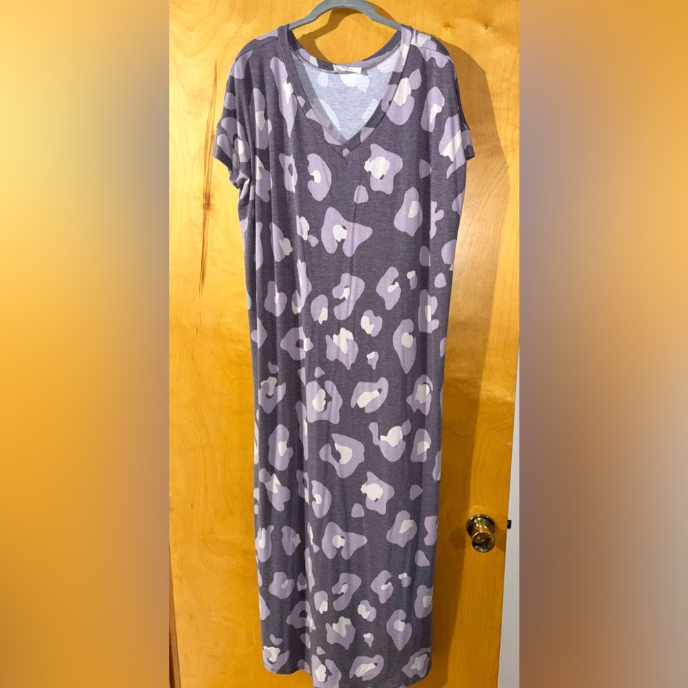 V-Neck Purple Leopard Print Maxi Dress